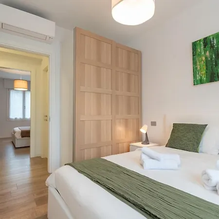 Art X6 In Centre With Private Parking Appartement Padoue