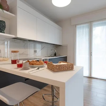 Appartement Art X6 In Centre With Private Parking *